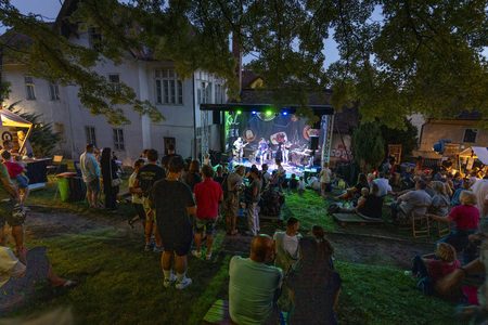 2025-07-18 KUL Petek-113